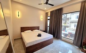 Antares Group Luxe Apartment